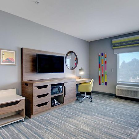 Hampton Inn & Suites Portland West Buitenkant foto