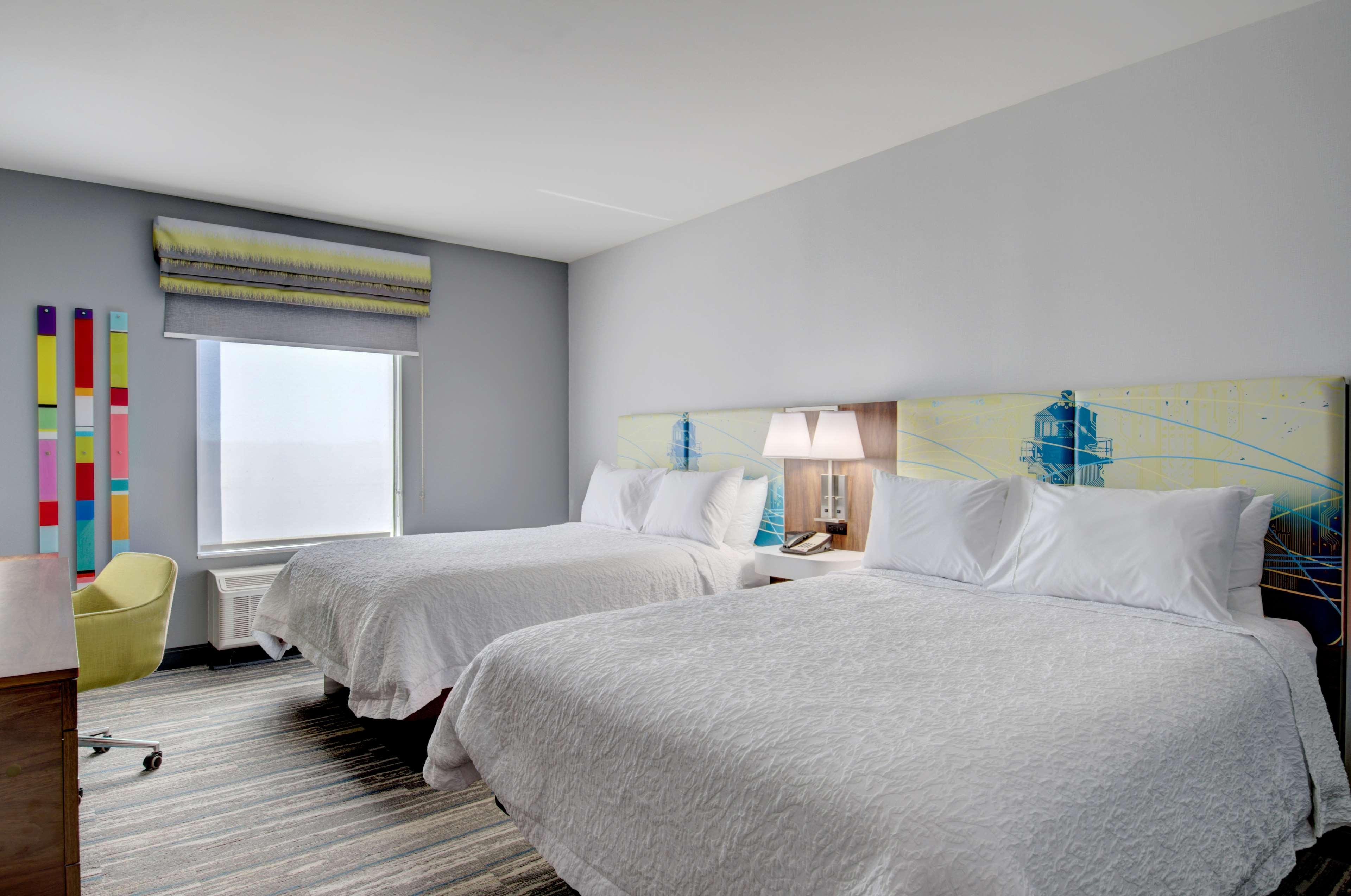 Hampton Inn & Suites Portland West Buitenkant foto