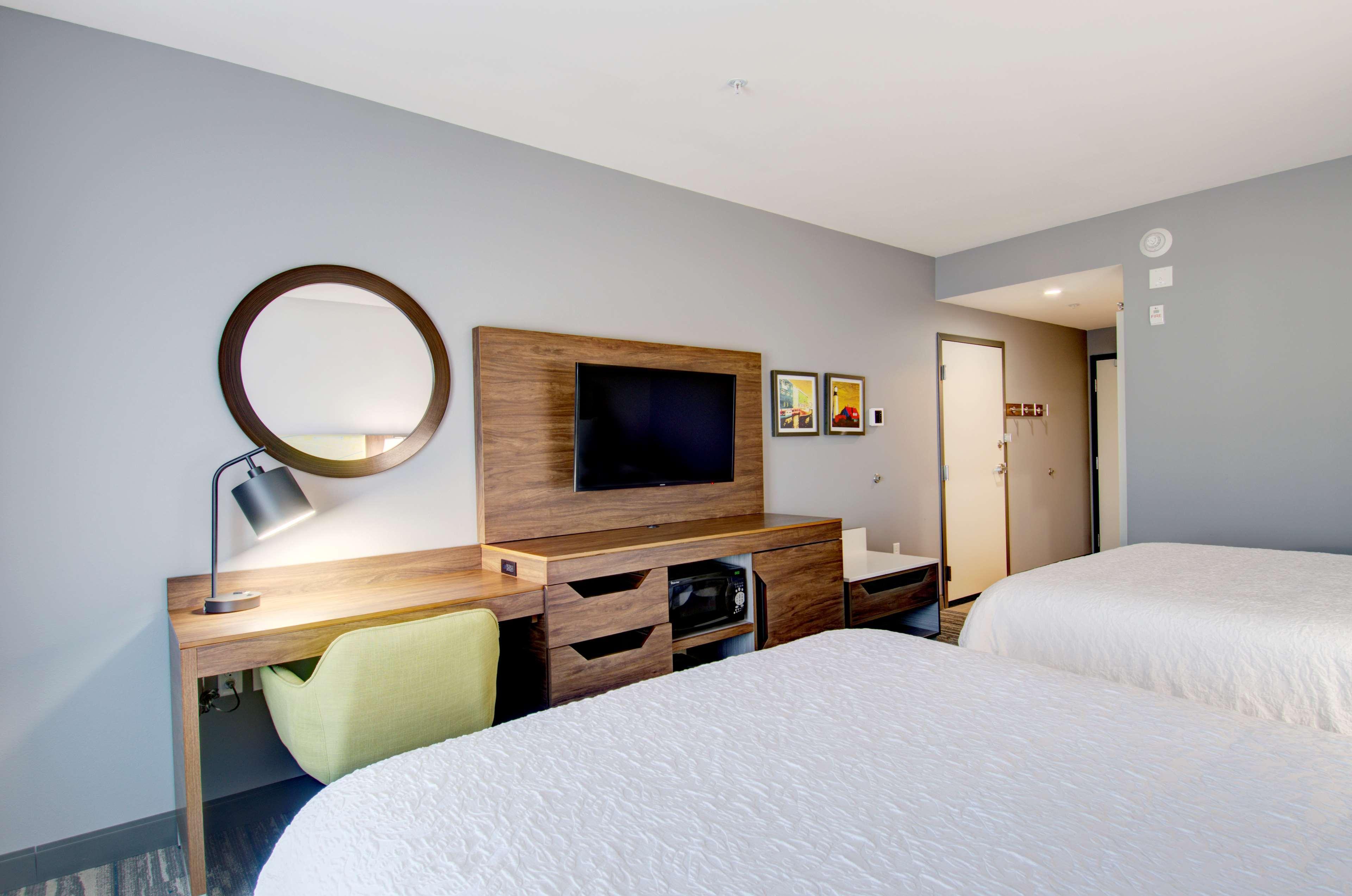 Hampton Inn & Suites Portland West Buitenkant foto