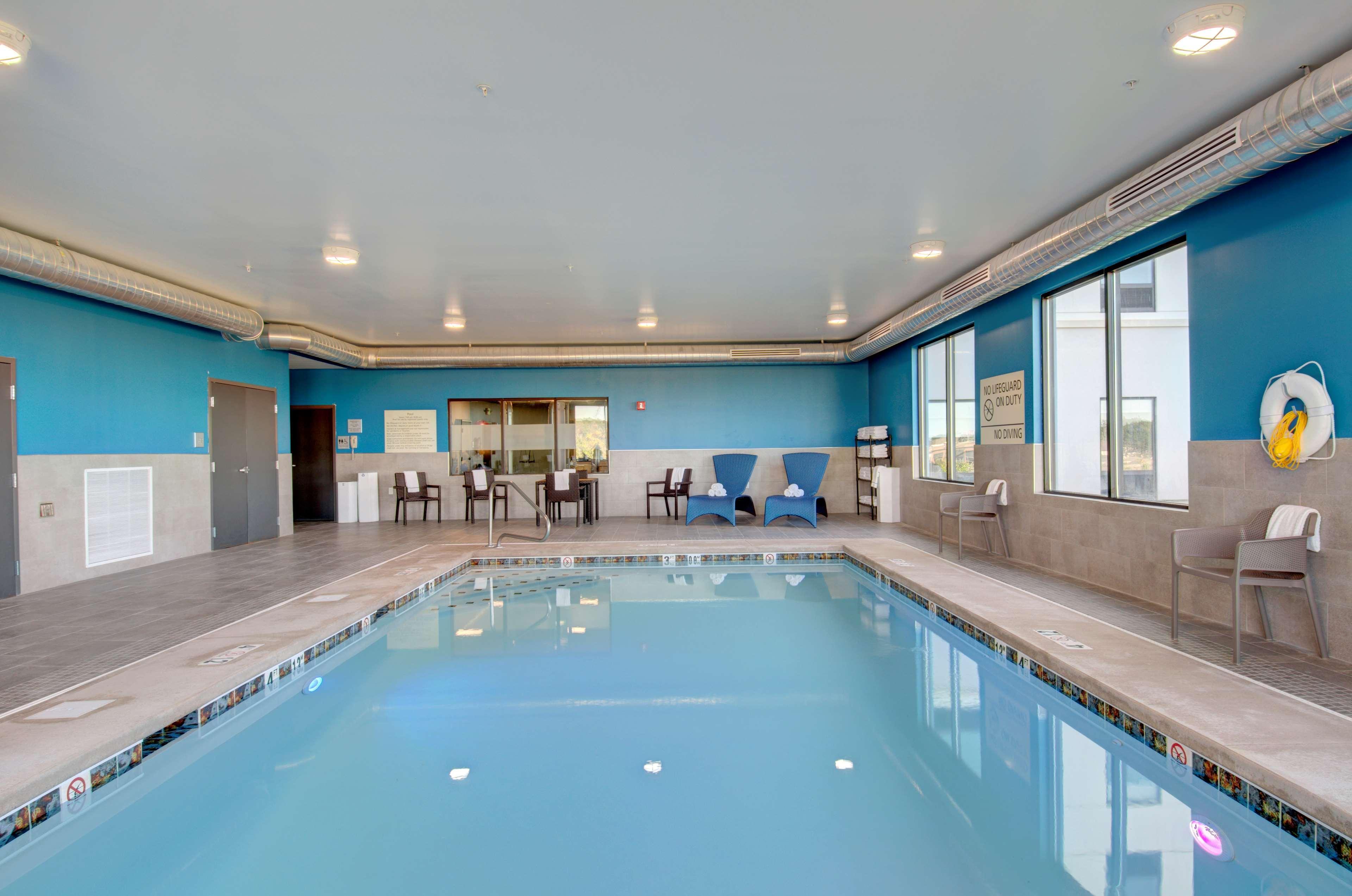 Hampton Inn & Suites Portland West Buitenkant foto