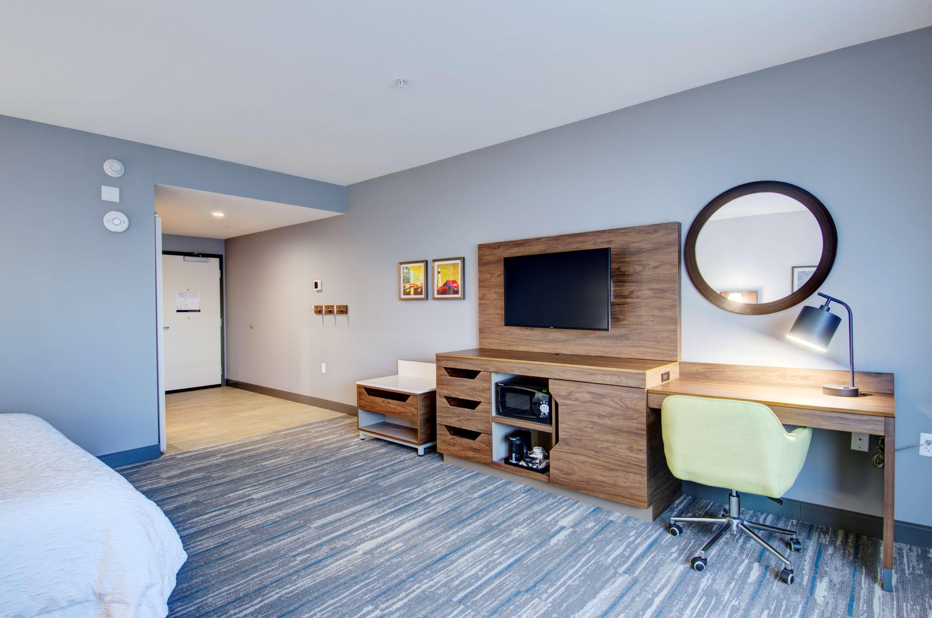 Hampton Inn & Suites Portland West Buitenkant foto