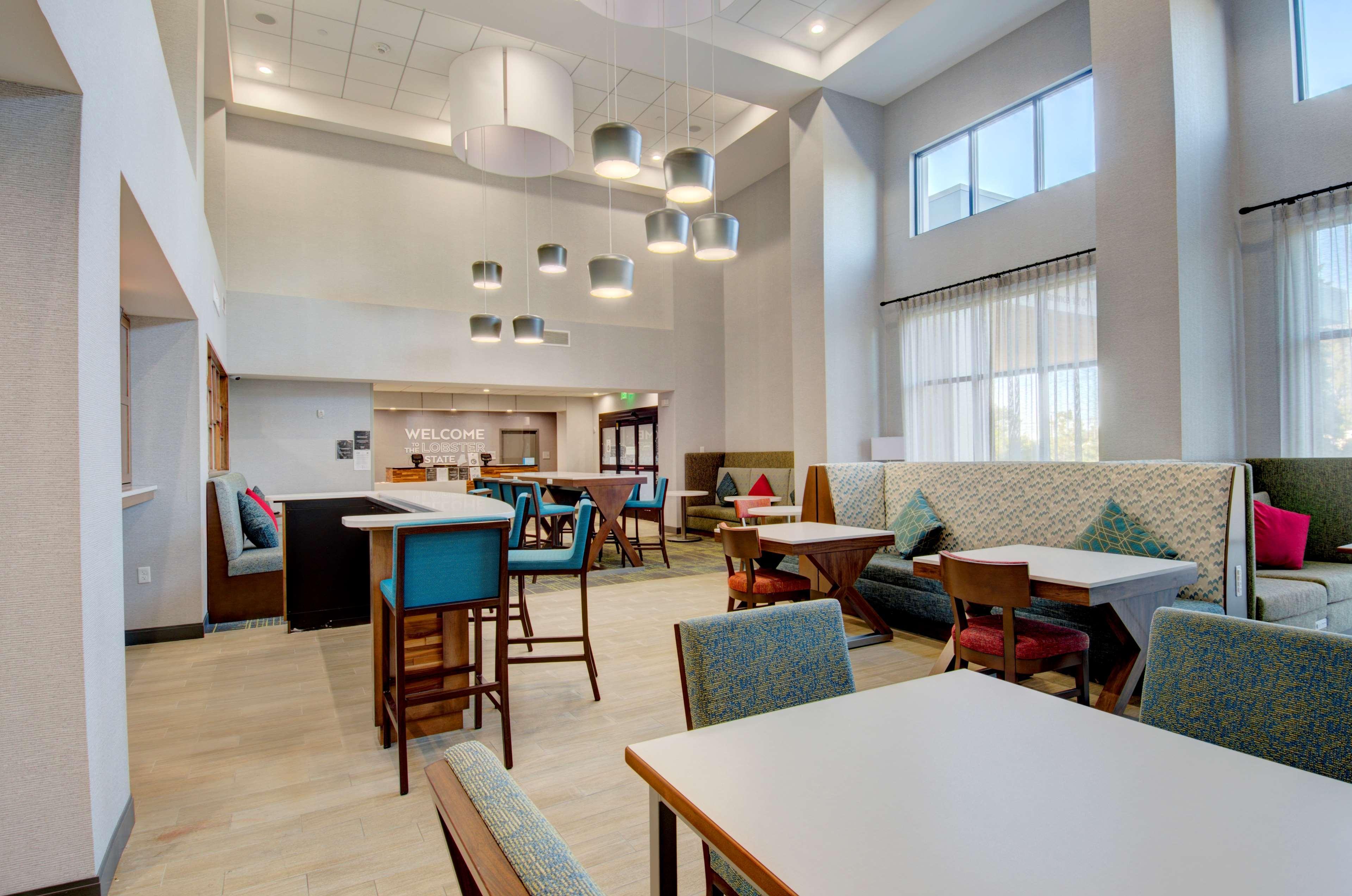 Hampton Inn & Suites Portland West Buitenkant foto