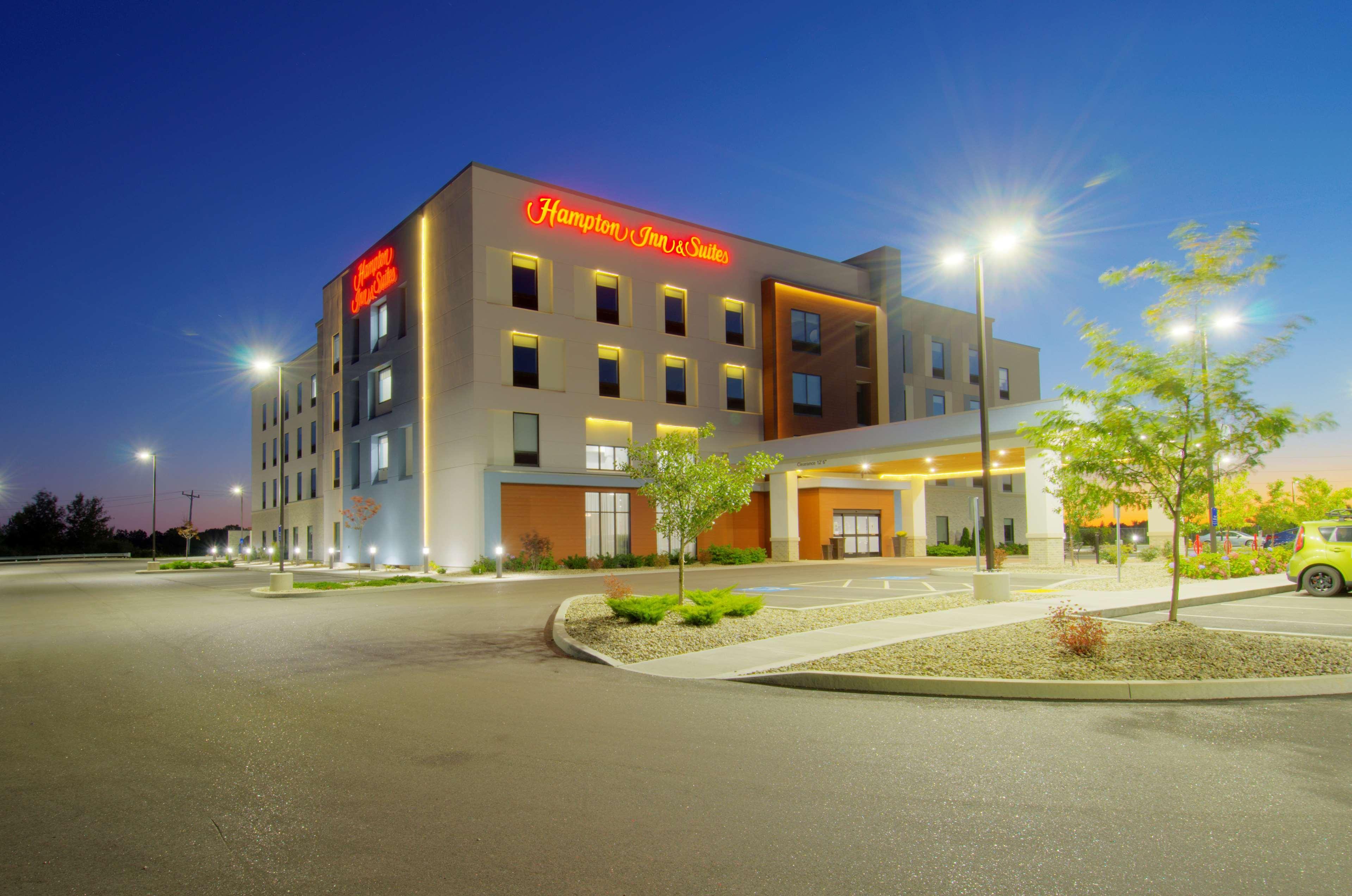Hampton Inn & Suites Portland West Buitenkant foto